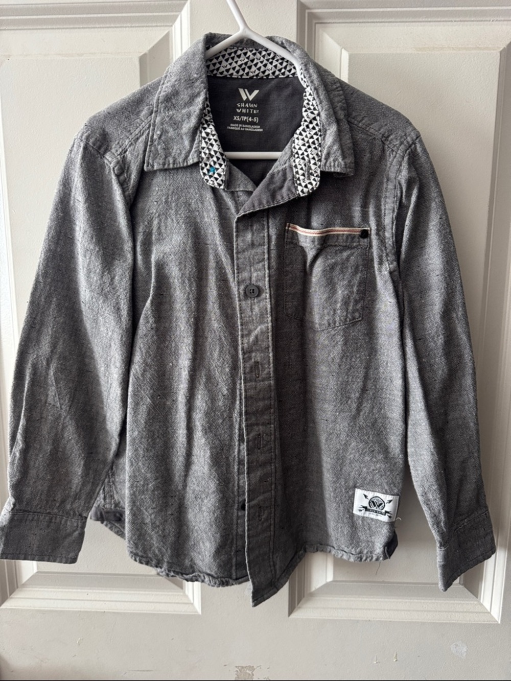 Shaun White Gray Long-Sleeve Button-Up with Patterned Inner Collar